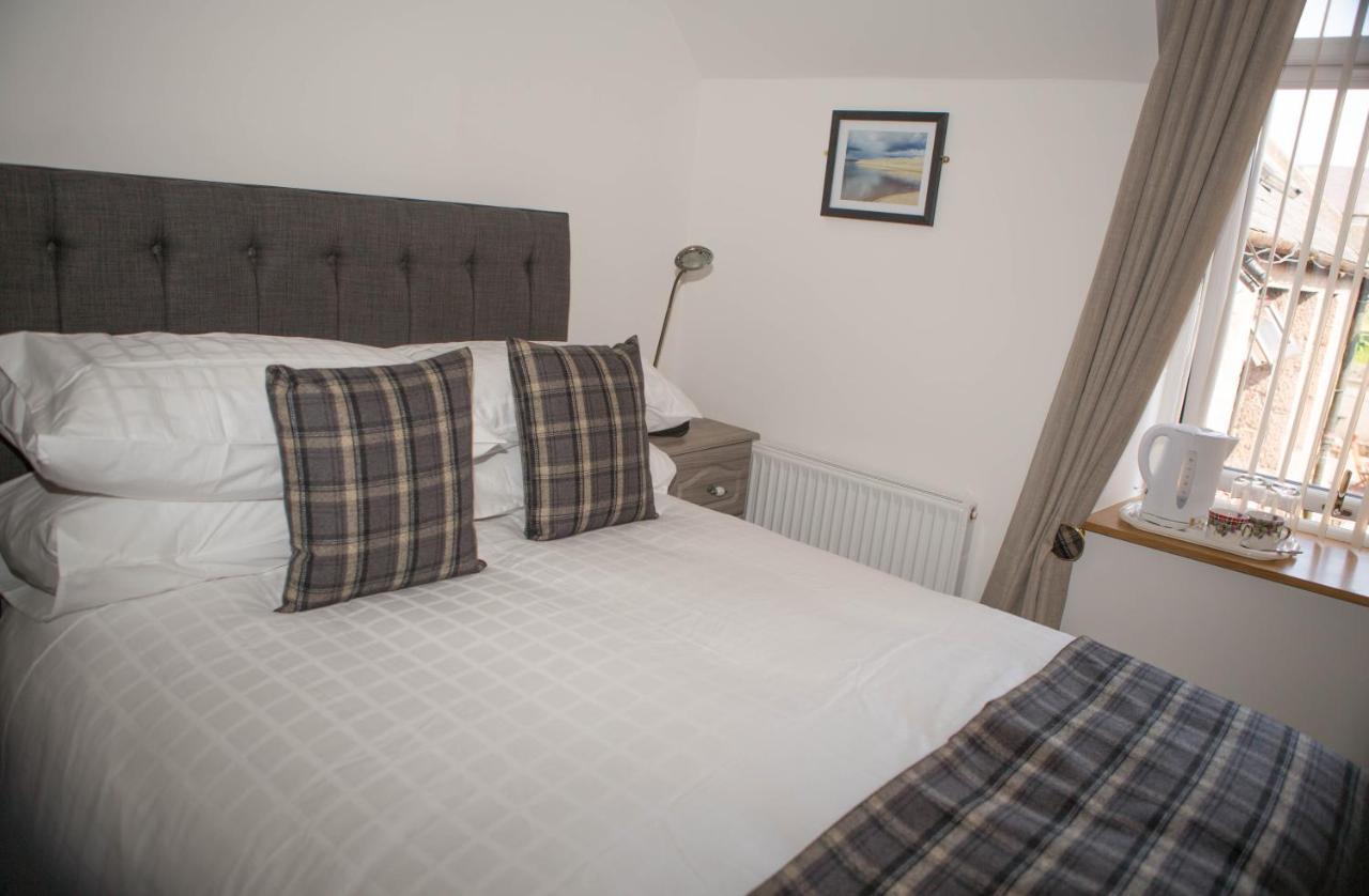 Bed and Breakfast By The Bay Cruden Bay Екстер'єр фото